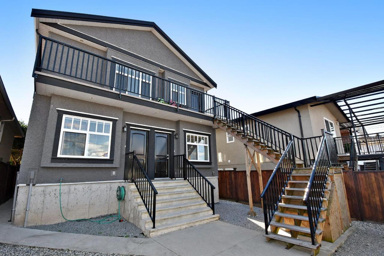 Rare Find Exquisitely New Quiet & Safe Skytrain Home Vancouver Exterior foto